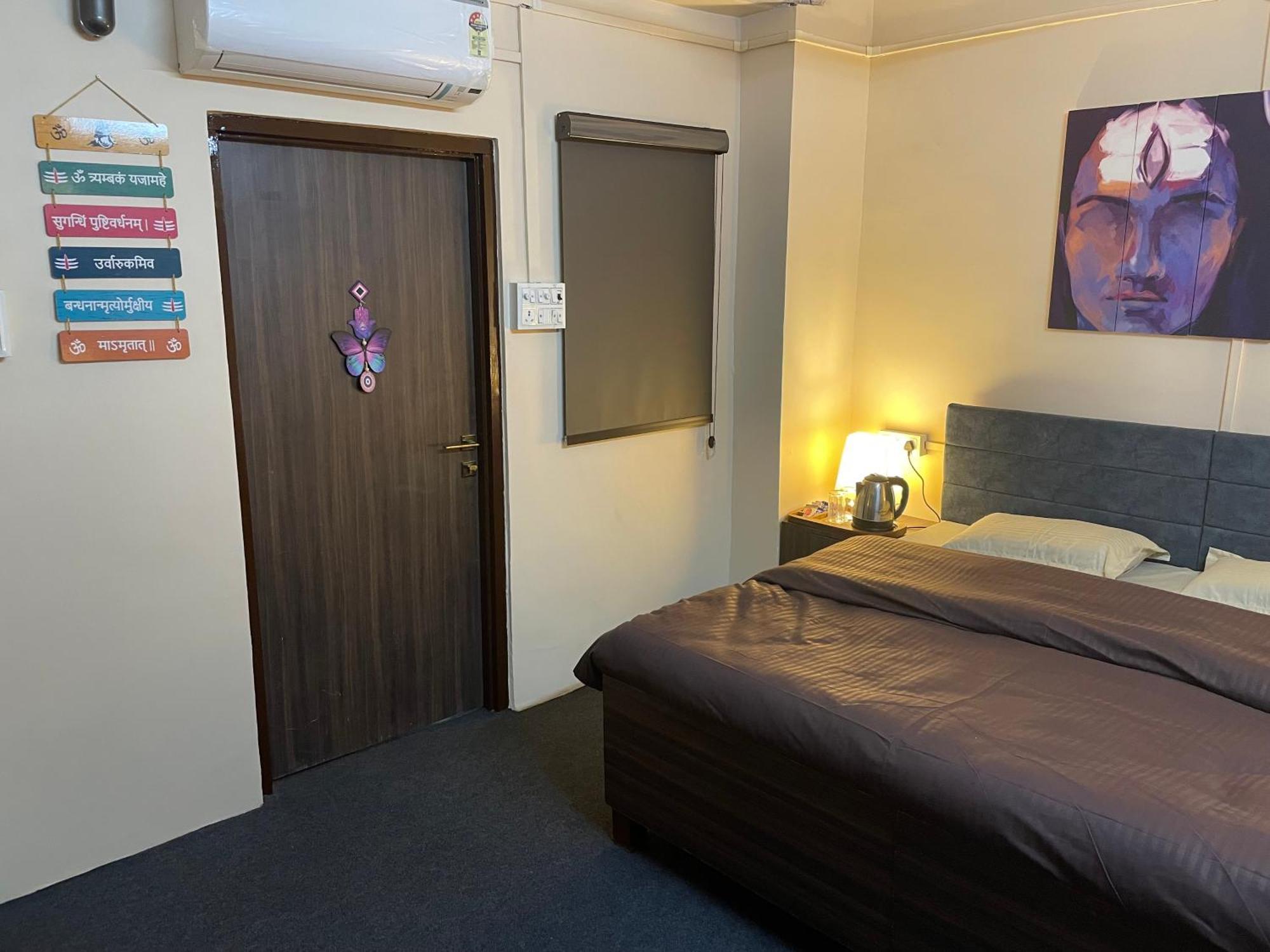 Kashi Awahan! Spiritual Themed Near Vishvanath Temple Bed & Breakfast Varanasi